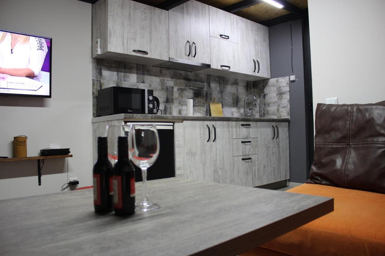 Shota'S Apartment Tbilisi ภายนอก รูปภาพ